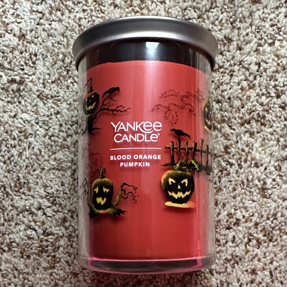 Yankee Candle Blood Orange Pumpkin 2 wick candle